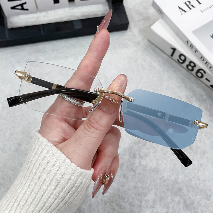 Women's stylish designer glasses with multifunctional lenses Stornfield