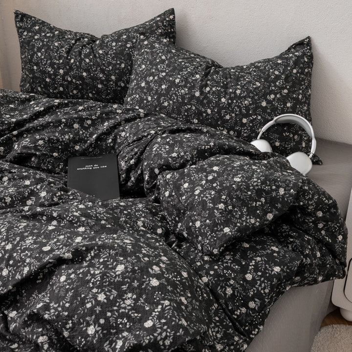 Lightweight Striped Comforter Set