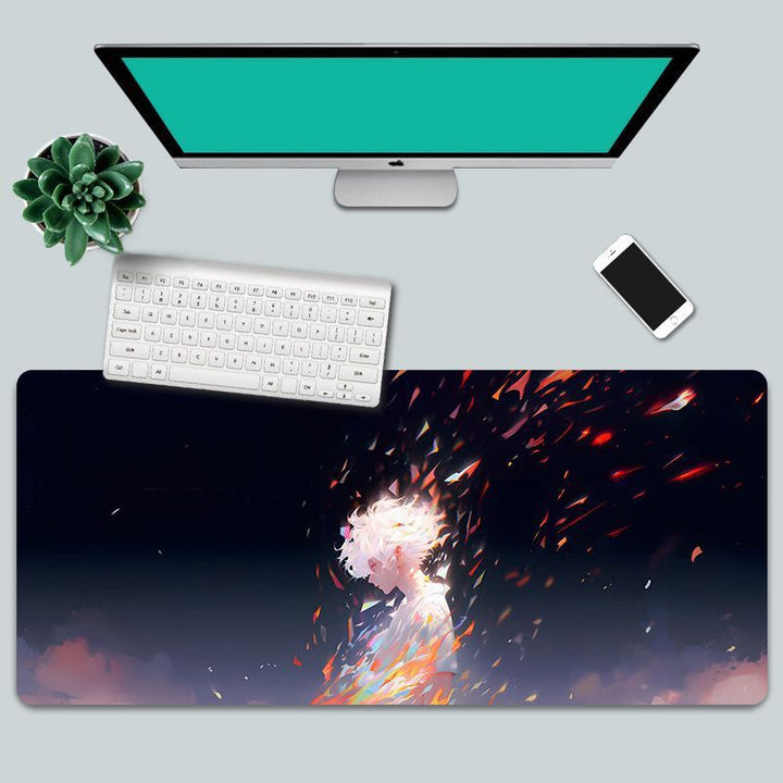 Artistic Leaf-Themed Desk Mat