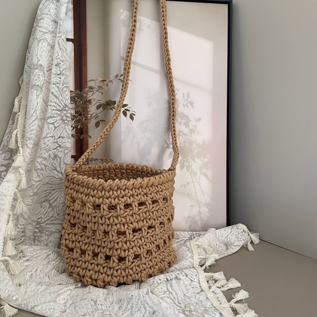 Macrame Handbag in Boho Style Stornfield