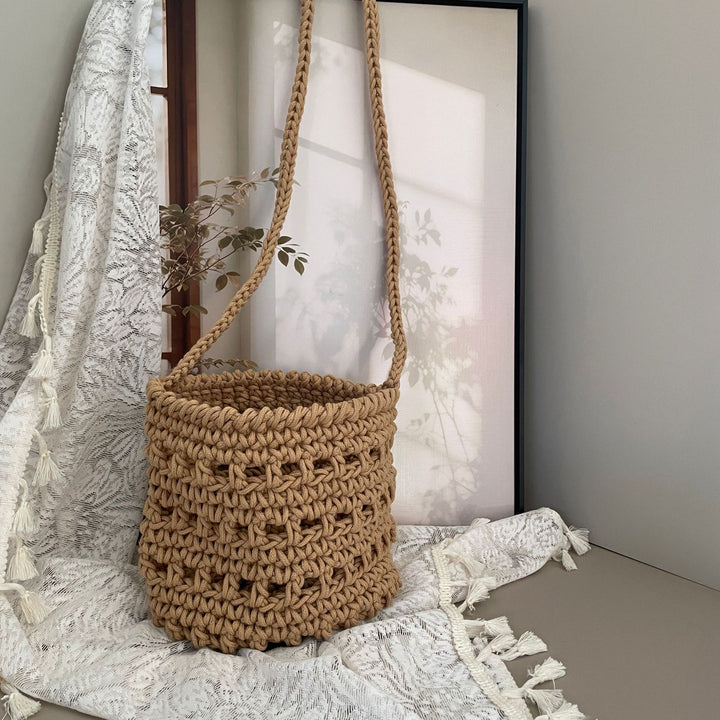 Macrame Handbag in Boho Style Stornfield