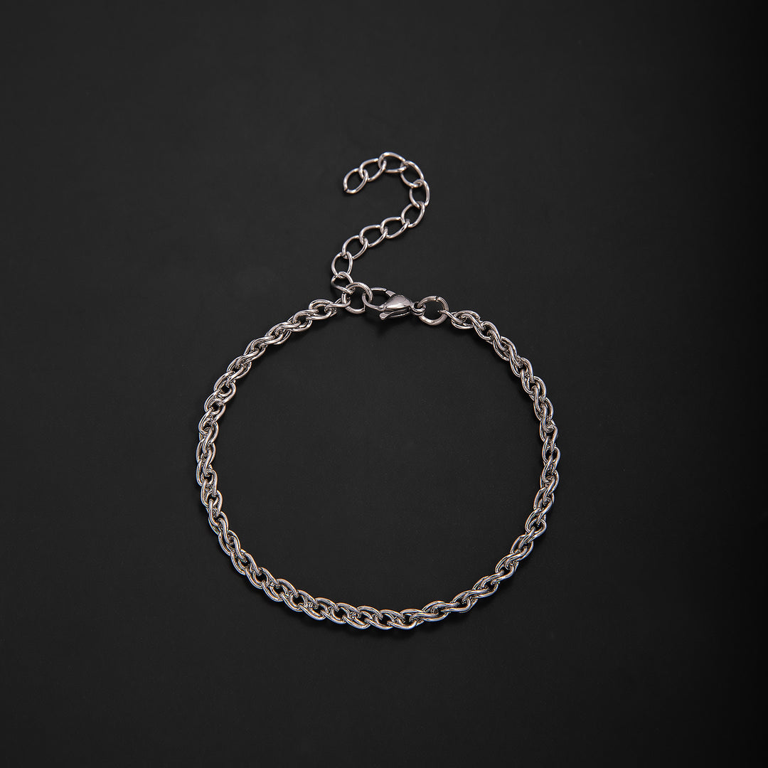 Interlaced Metal Link Bracelet Stornfield