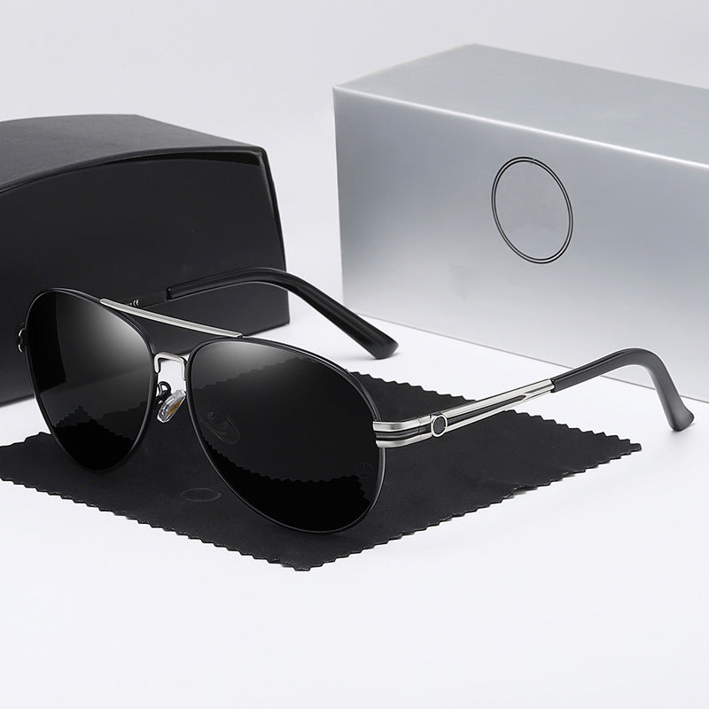 Women's elegant sunglasses with slim frame and UV protection Stornfield