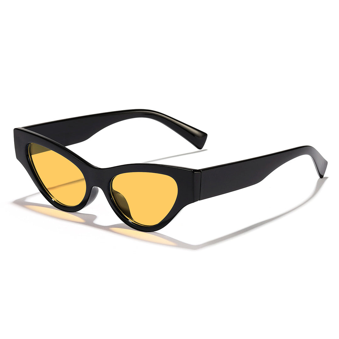 Women Cat-Eye Sunglasses with elegant, transparent frame and UV protection Stornfield