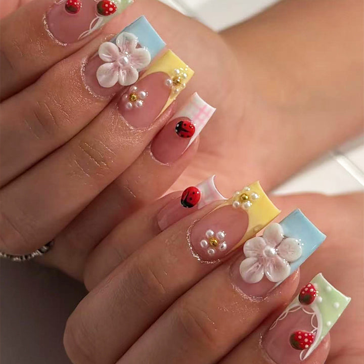 Floral Press-On Nail Art Set Stornfield