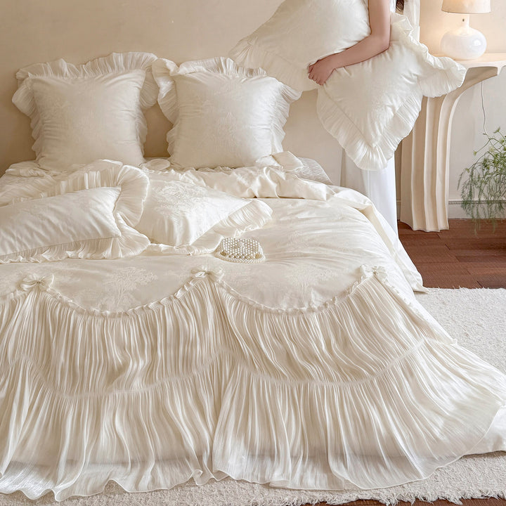Luxe Pleated Voile & Jacquard Ruffled Duvet Ensemble with Frilled Euro Shams