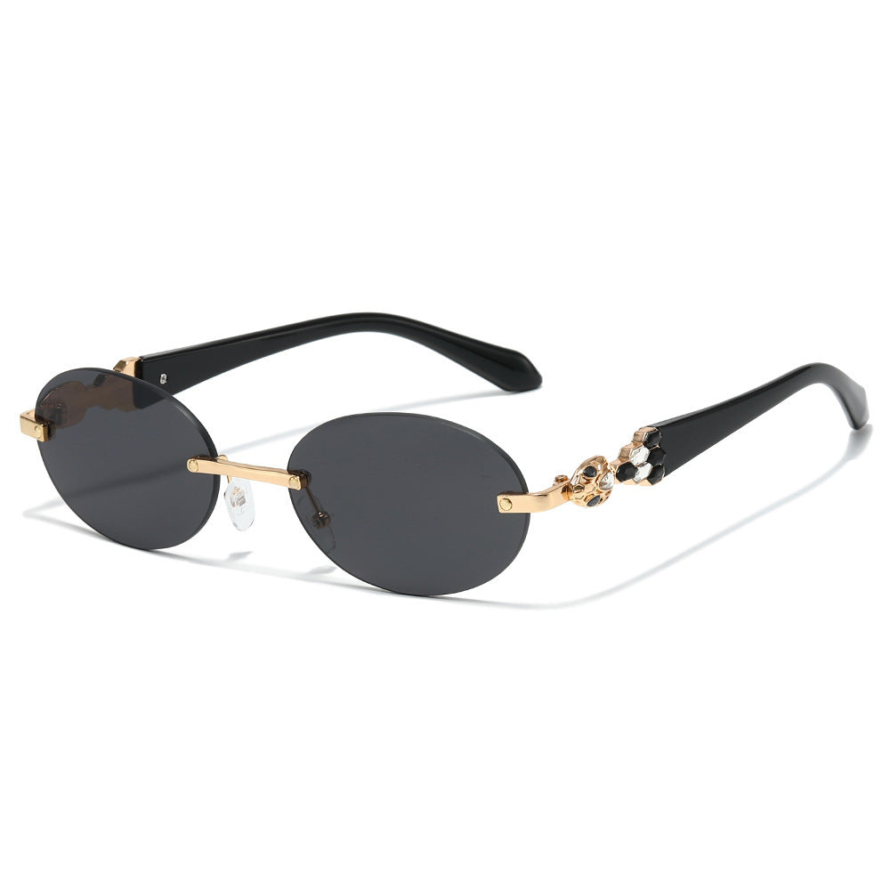 Fashion-Forward Decorative Oval Sunglasses Stornfield