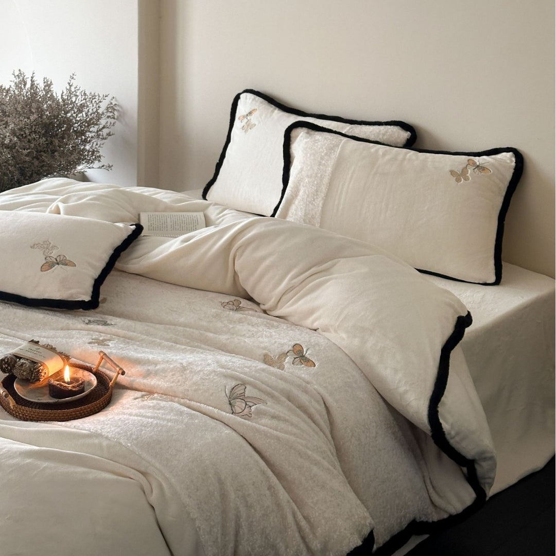 Luxurious velvet duvet cover set with embroidered pillows and contrast piping Stornfield