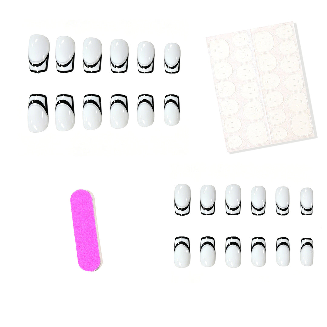 Elegant Geometric Nail Art Stornfield