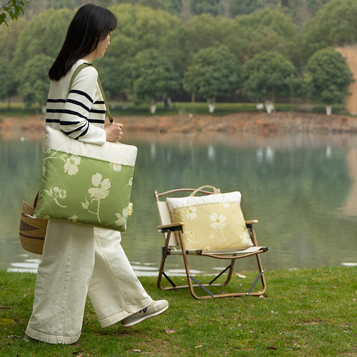 Reversible quilted shoulder bag with removable shoulder strap and floral canvas Stornfield