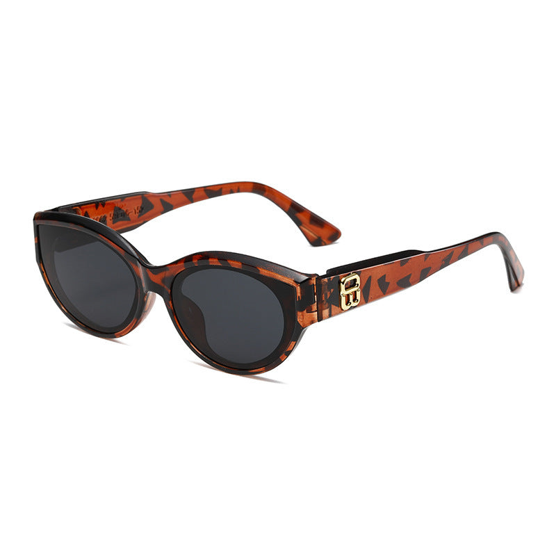 Women's trendy Cat-Eye sunglasses with luxurious design Stornfield
