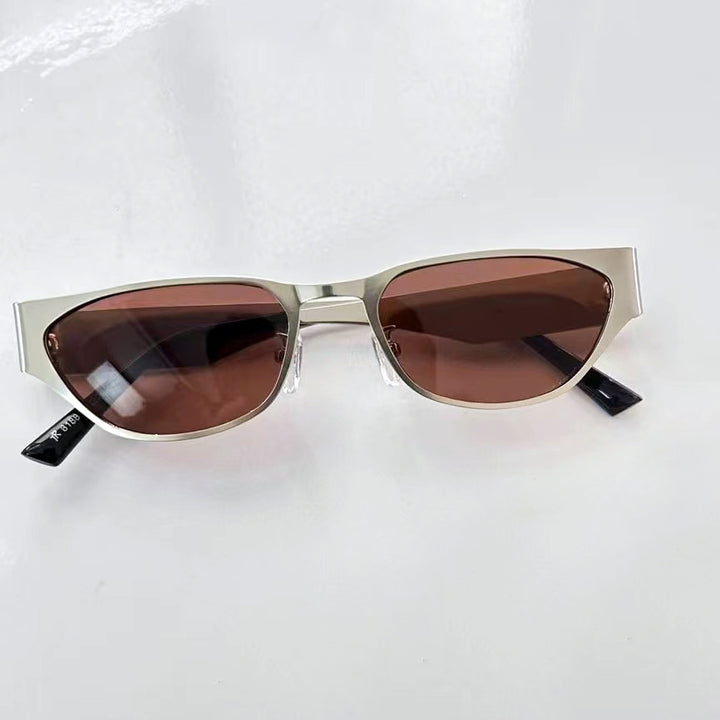Fashionable sunglasses with elegant design Stornfield