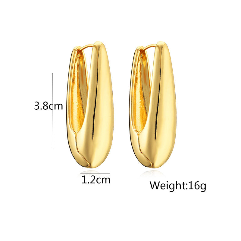 Elegant and Stylish Earrings Stornfield
