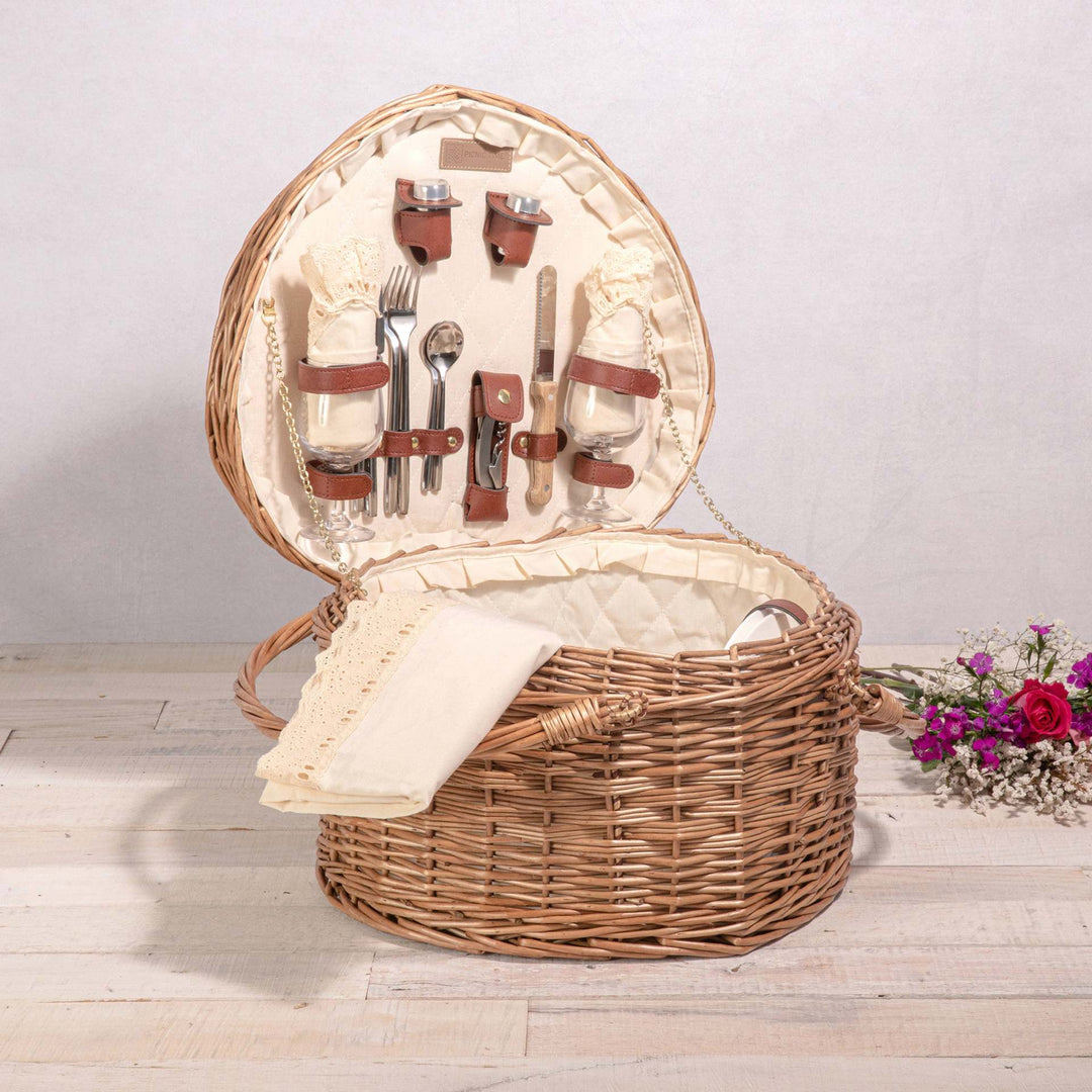 Ladies picnic basket with integrated dish set and elegant inner lining Stornfield