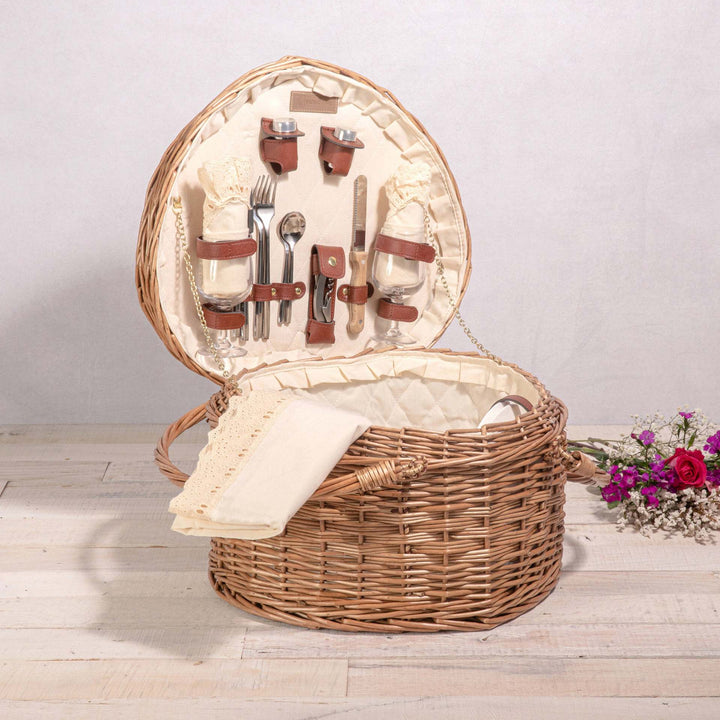 Ladies picnic basket with integrated dish set and elegant inner lining Stornfield