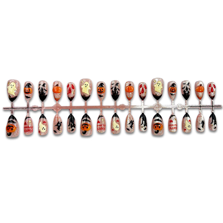 Creative Halloween-Themed Press-On Nail Art Set