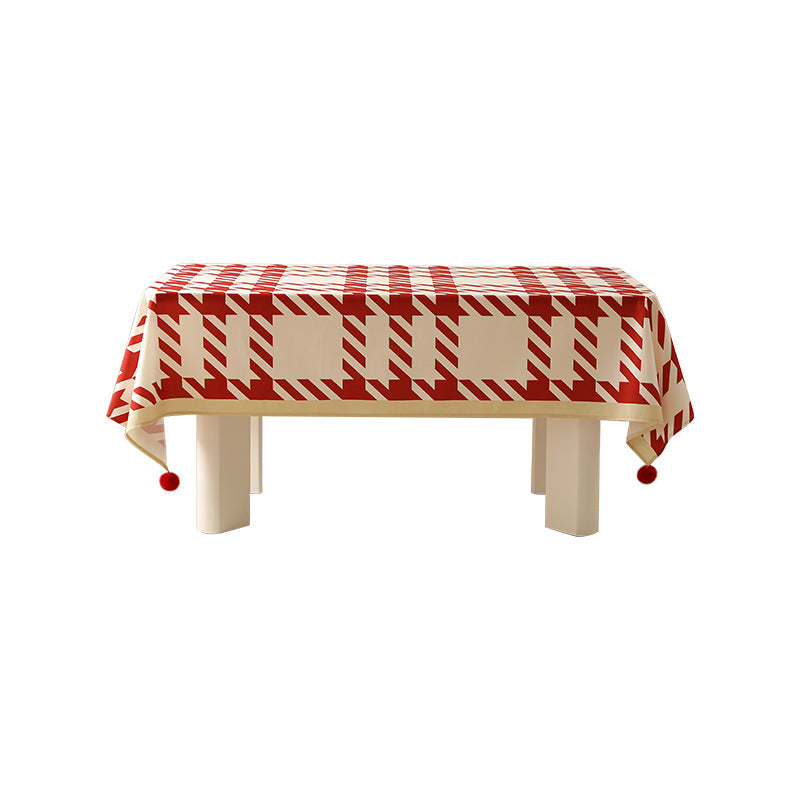 Printed rectangular tablecloth made of easy-care polyester with decorative hem border