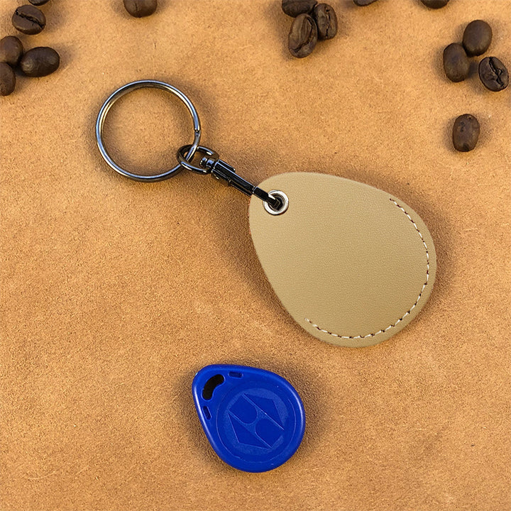 Unisex keychain with integrated Tracker Stornfield