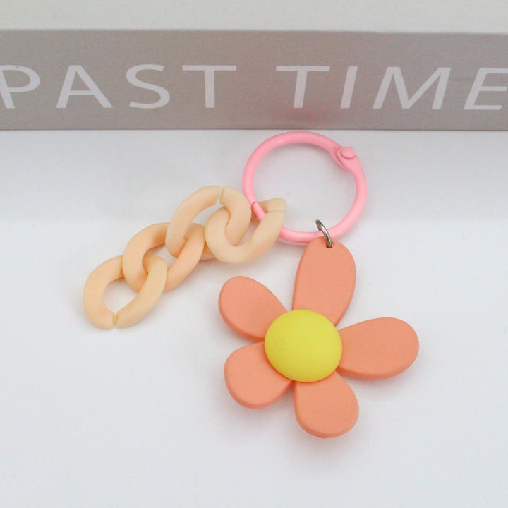 Charming Flower Keychain Stornfield