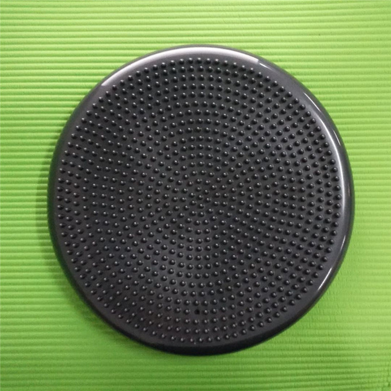 Round massage surface with special pressure knobs Stornfield