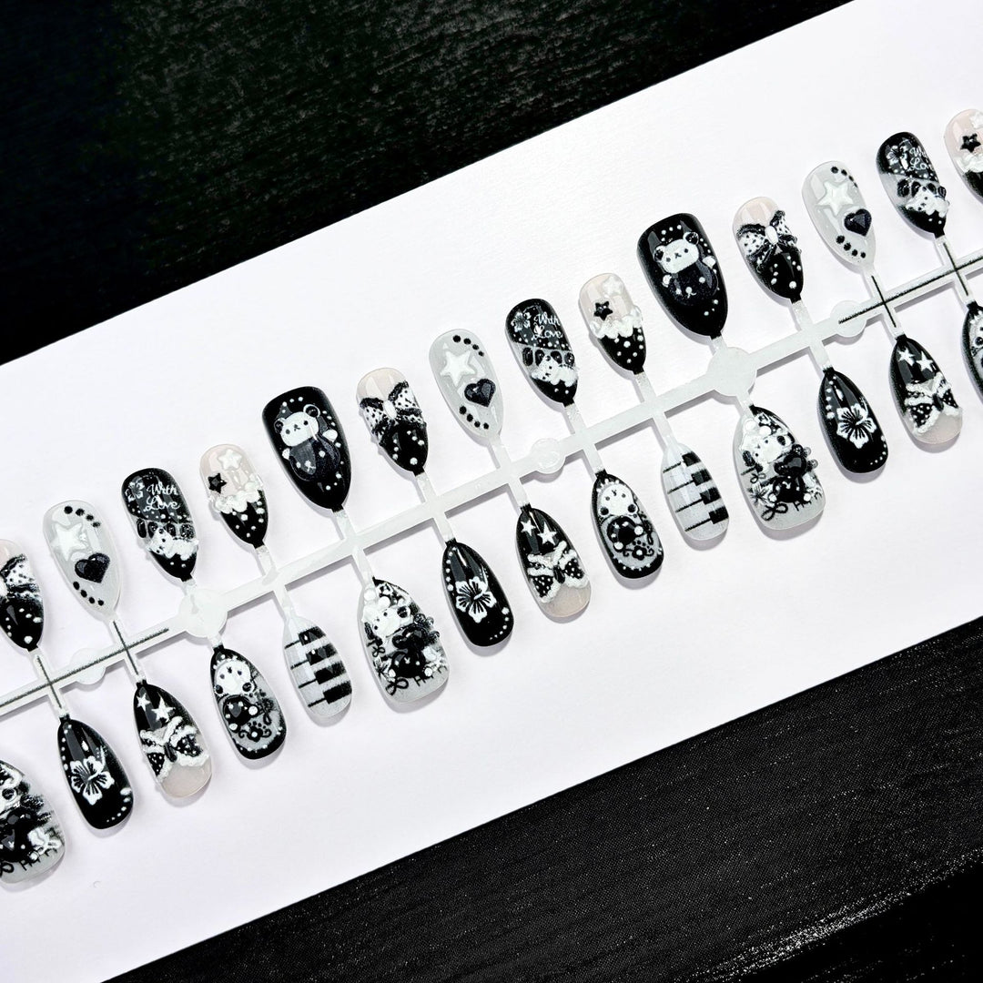 Artistic Press-On Nail Art Set with Creative Designs
