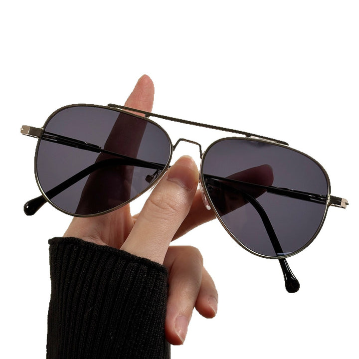 Women's timeless pilot sunglasses with high-quality frame Stornfield