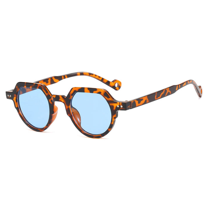 Women's geometric sunglasses with protective UV filter and sturdy frame Stornfield