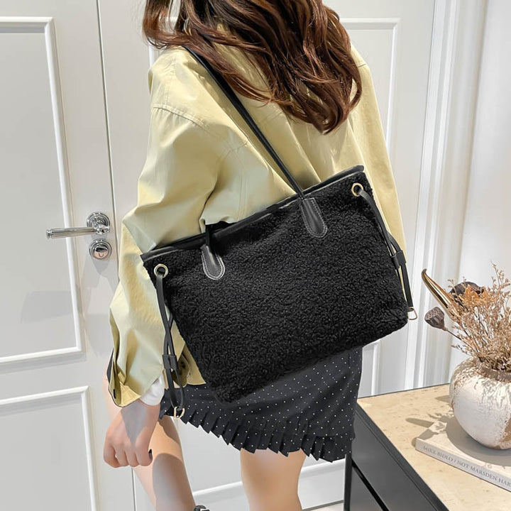 Oversized Faux Fur Tote Bag Stornfield