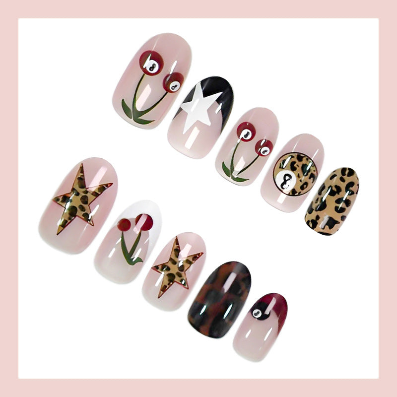 Artificial nail set with trendy animal and maritime designs Stornfield