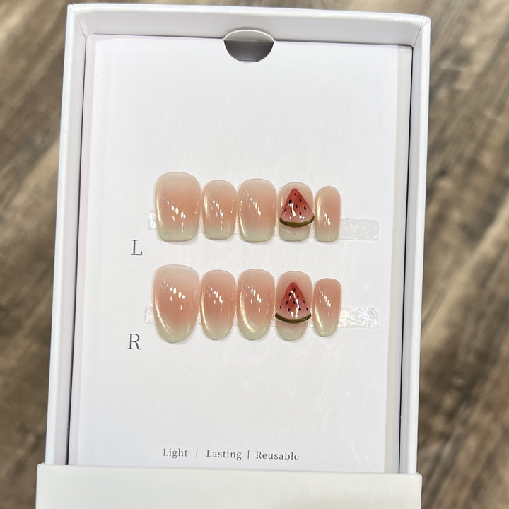 Artistic Reusable Press-On Nail Tips Stornfield