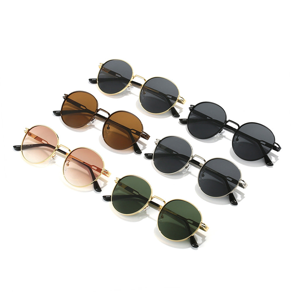 Women's Fashion Sunglasses in Minimalist Round Frame Stornfield