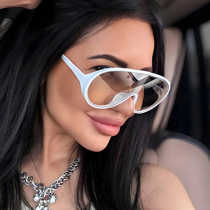 Women's futuristic sunglasses with large lenses and ergonomic frame Stornfield