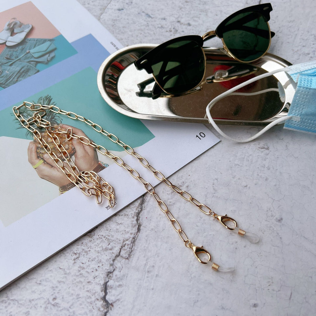 Stylish Long-Link Eyewear Chain Stornfield