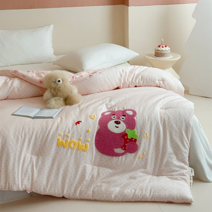 Children's Embroidered Plush Comforter with Appliqué Motif and Reversible Lining