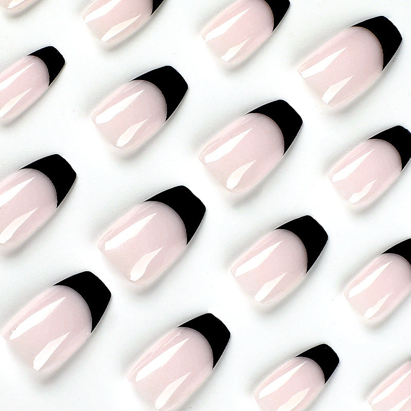 Artificial nail tips with high gloss black Stornfield