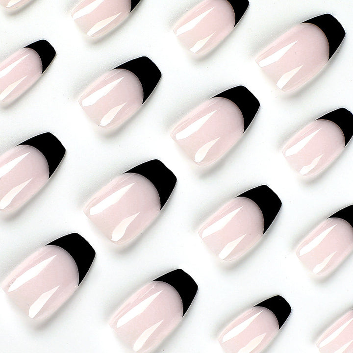 Artificial nail tips with high gloss black Stornfield