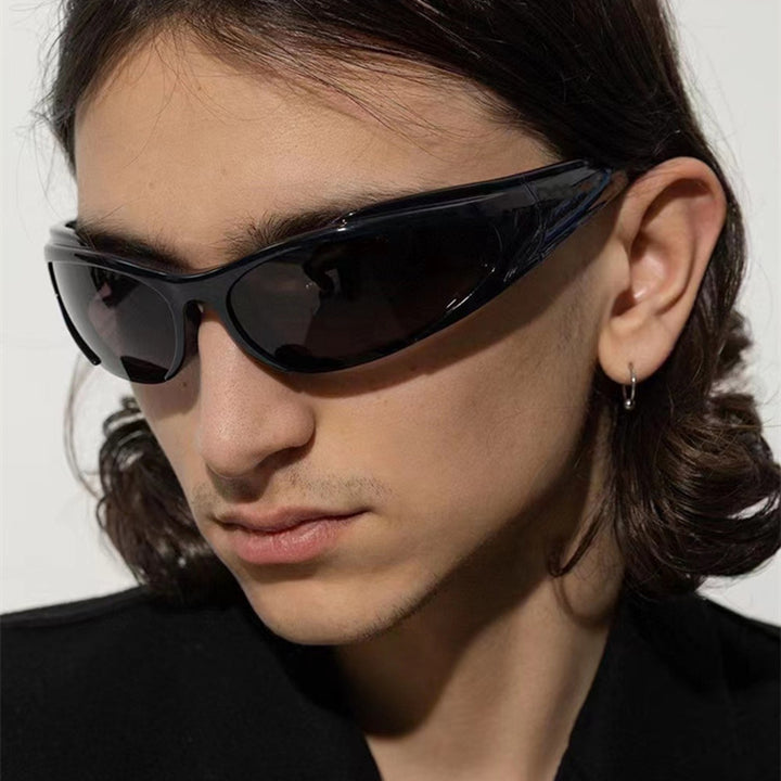 Ladies sporty UV protection sunglasses with aerodynamic design Stornfield