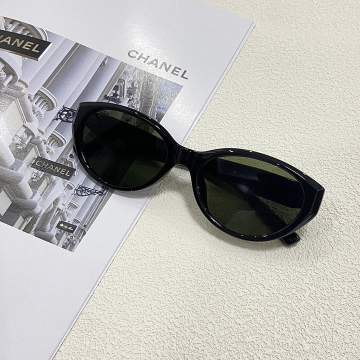 Fashionable Cat-Eye Sunglasses for Stylish Outfits Stornfield