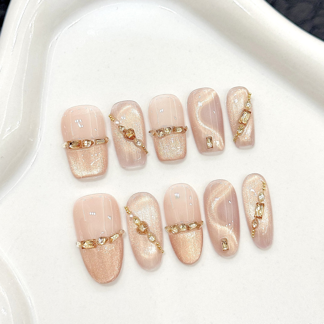 Luxury Press-On Nail Art Set