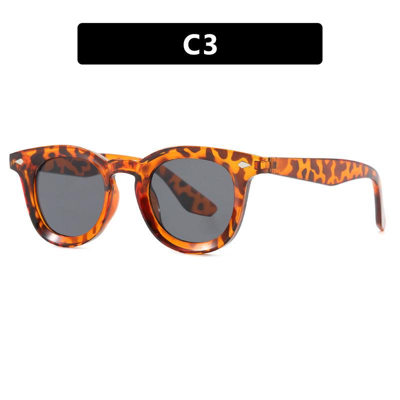 Women's fashion Cat-Eye sunglasses with transparent frame Stornfield