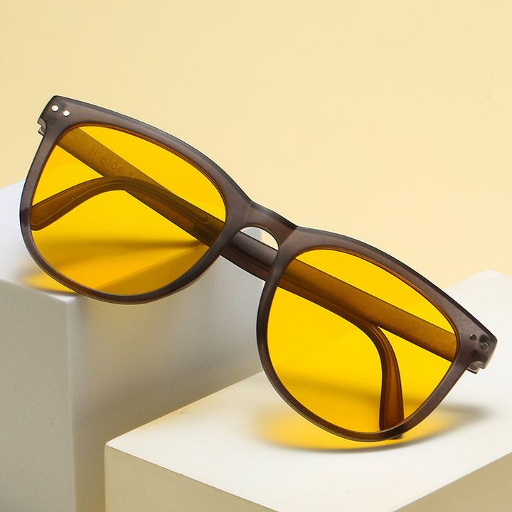 Ladies Fashion Tortoiseshell Sunglasses with Stylish Frame Stornfield