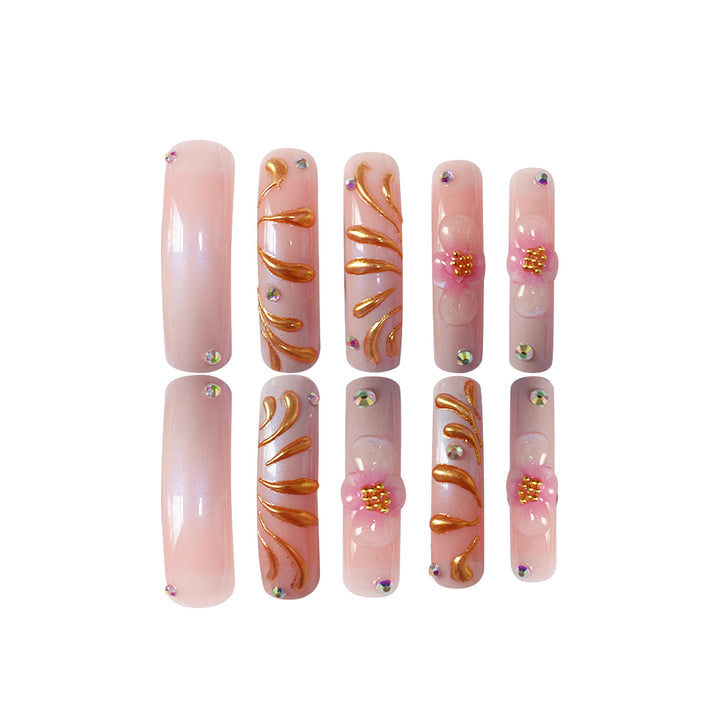 Luxury Gold-Accented Press-On Nail Art Stornfield
