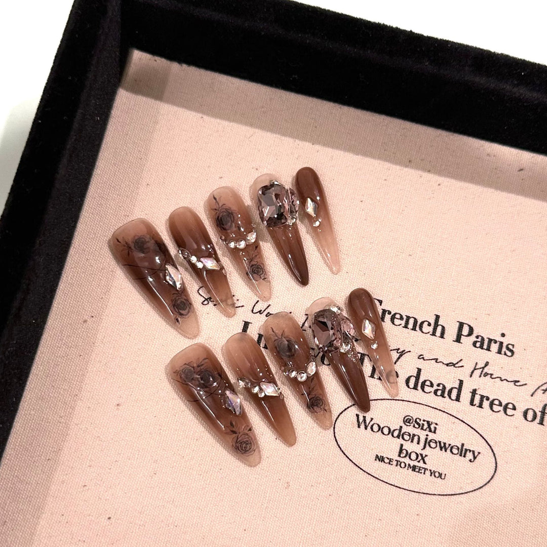 Artistic Press-On Nail Set with Floral Accents