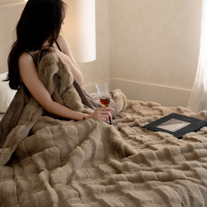 Luxurious Textured Plush Throw Blanket