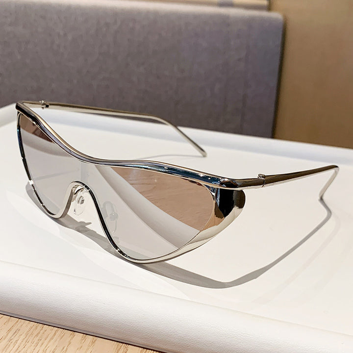 Women's futuristic oversized sunglasses with striking design Stornfield