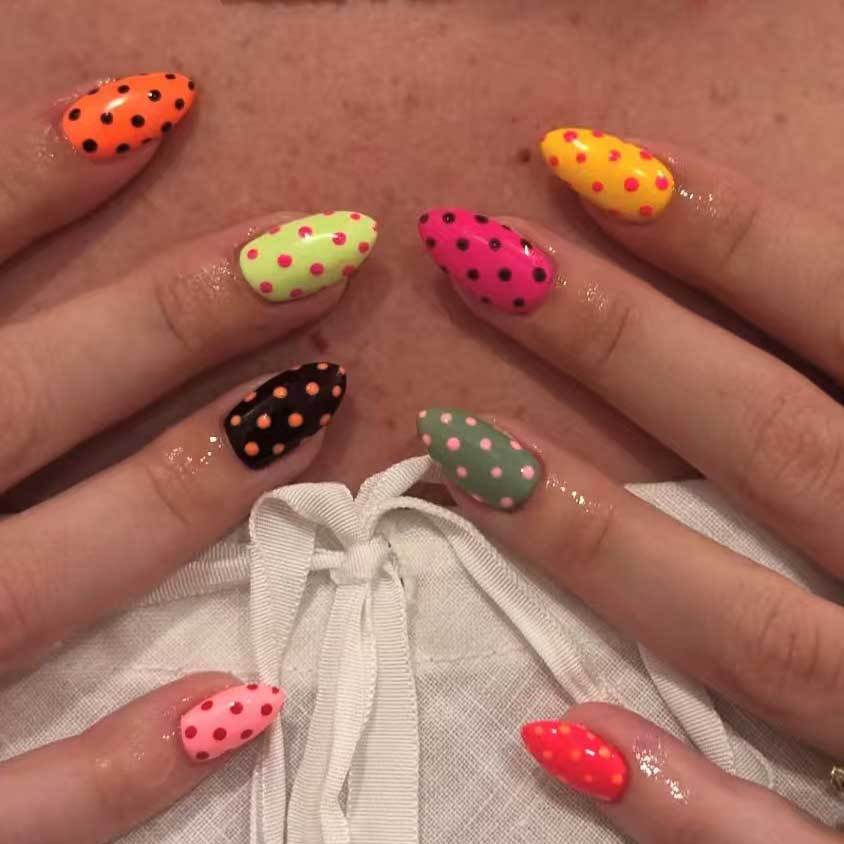 Artistic Polka Dot Nail Art Design Kit
