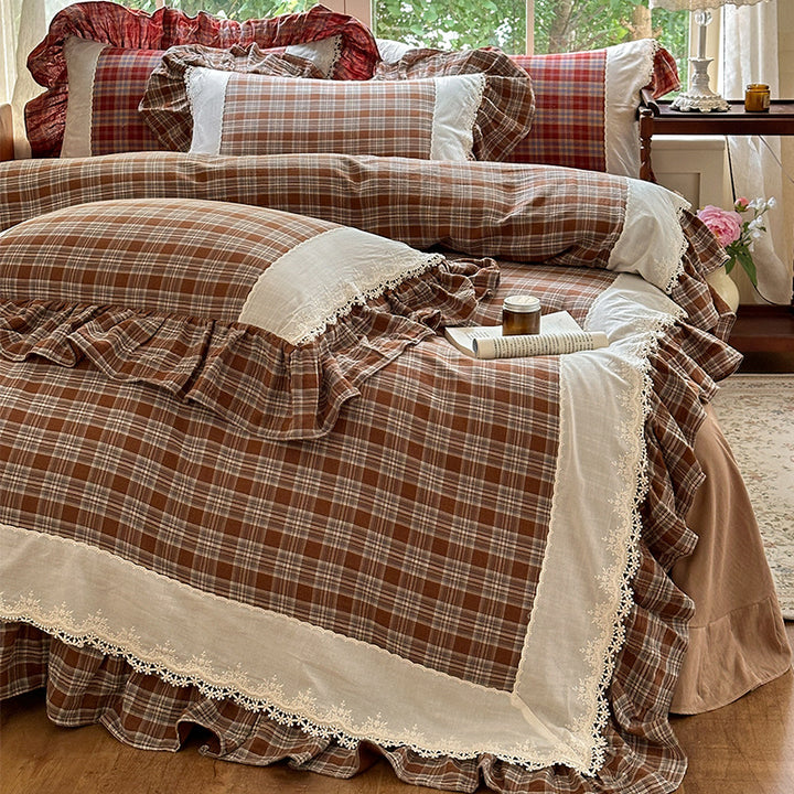 Ruffled Plaid Cotton-Linen Duvet Cover Set with Lace-Trimmed Border and Decorative Pillow Shams