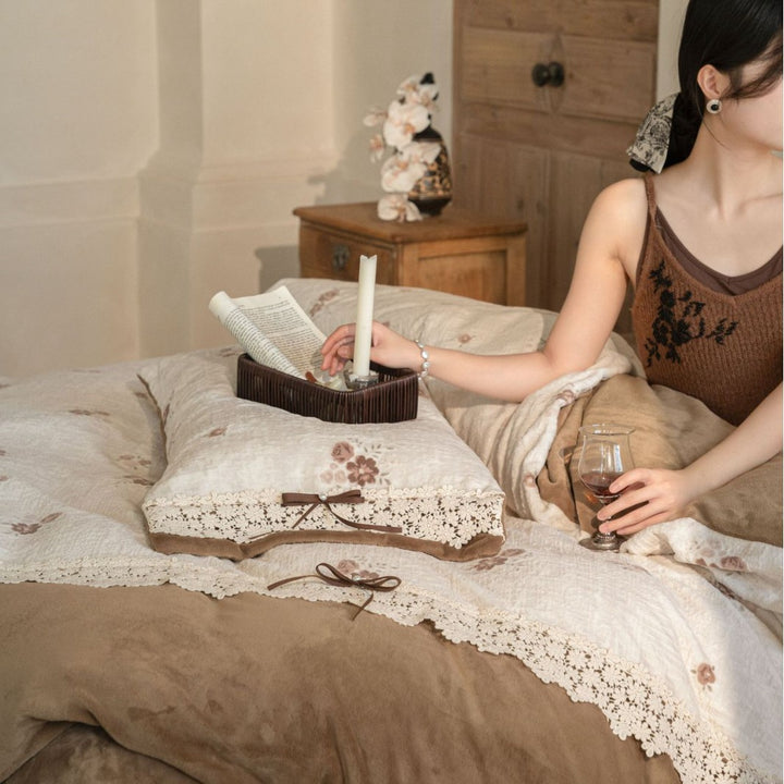 Floral Lace Trim Linen Duvet Cover Set