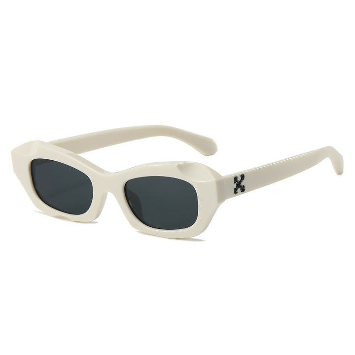 Women’s fashionable sunglasses in innovative design Stornfield