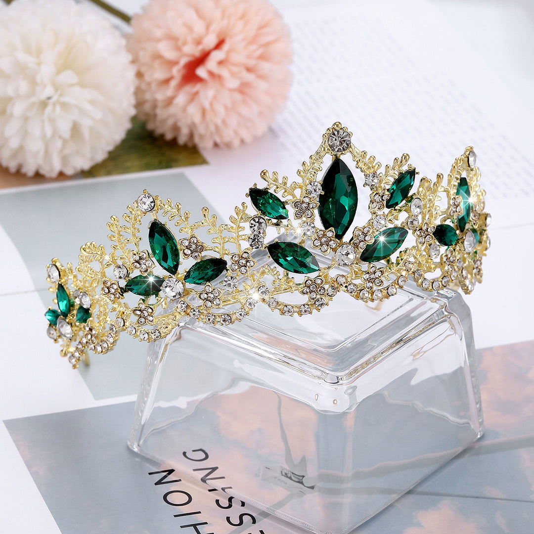 Ladies Glamorous Tiara with Sparkling Crystal Decorations Stornfield